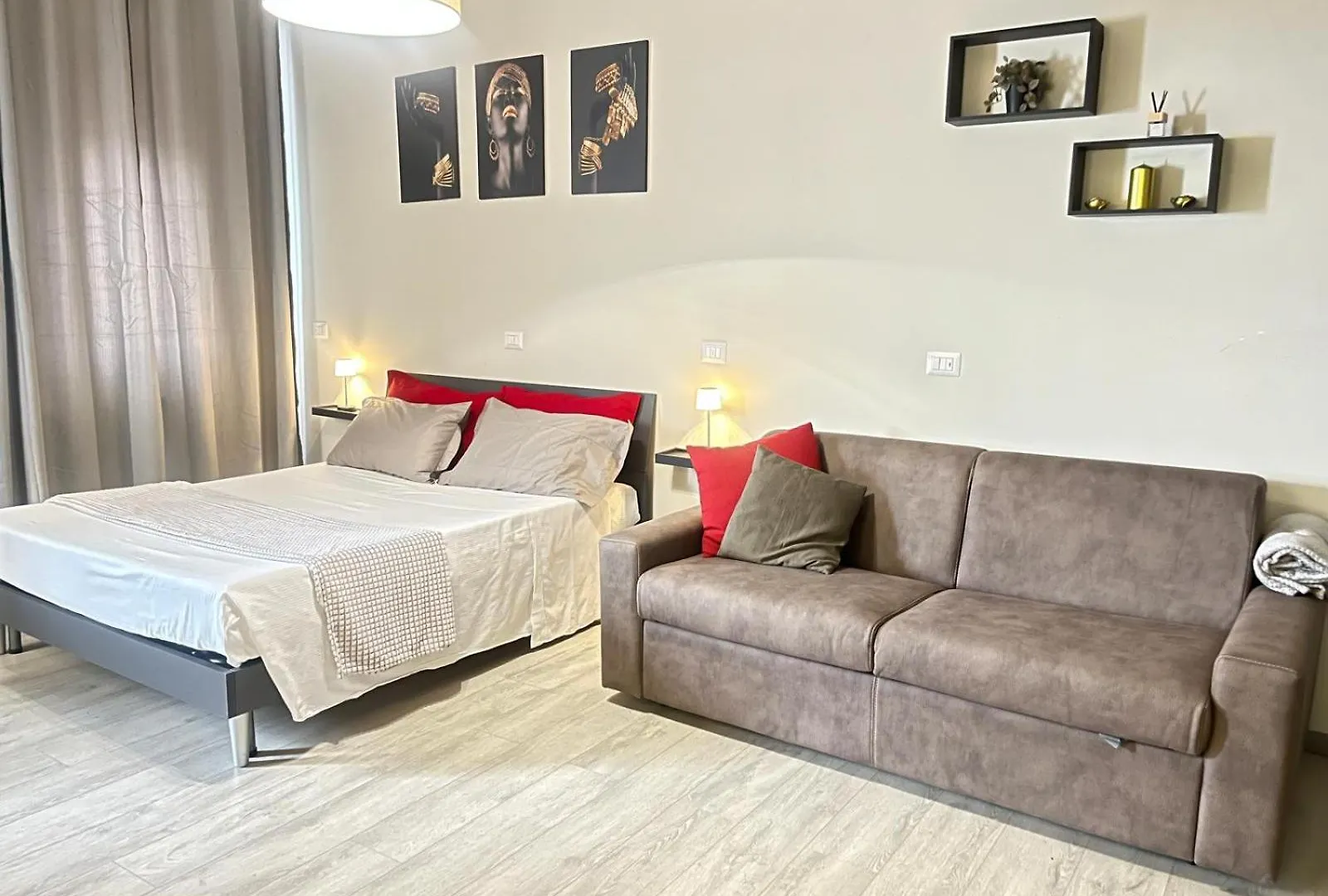 Sleep & Fly Bgy Airport-Station-Center Daire Bergamo 0*,  İtalya