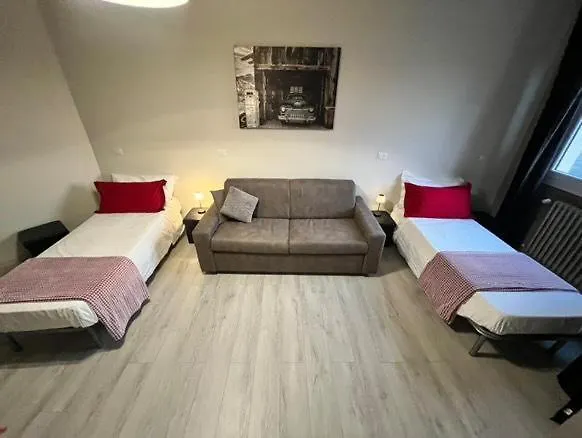 Apartment Ferienwohnung Sleep & Fly Bgy Airport-Station-Center Bergamo