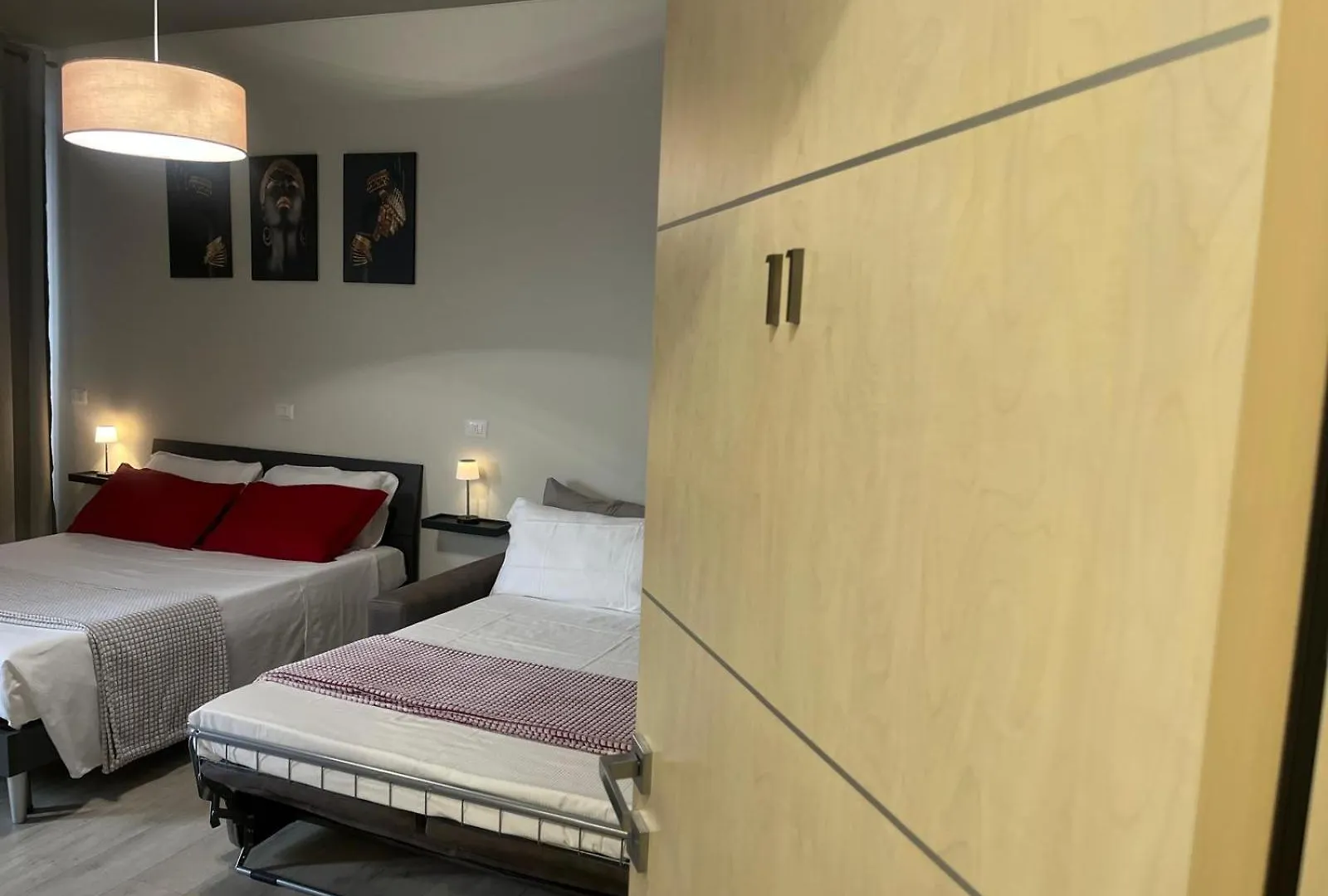Ferienwohnung Sleep & Fly Bgy Airport-Station-Center Bergamo Apartment